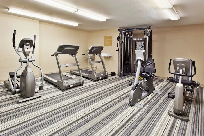 Sonesta Simply Suites Knoxville 4