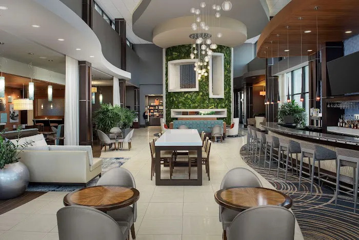Embassy Suites by Hilton Knoxville West 4
