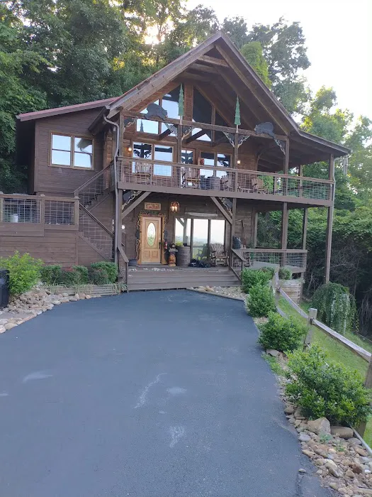 Grand Vista Lodge 4