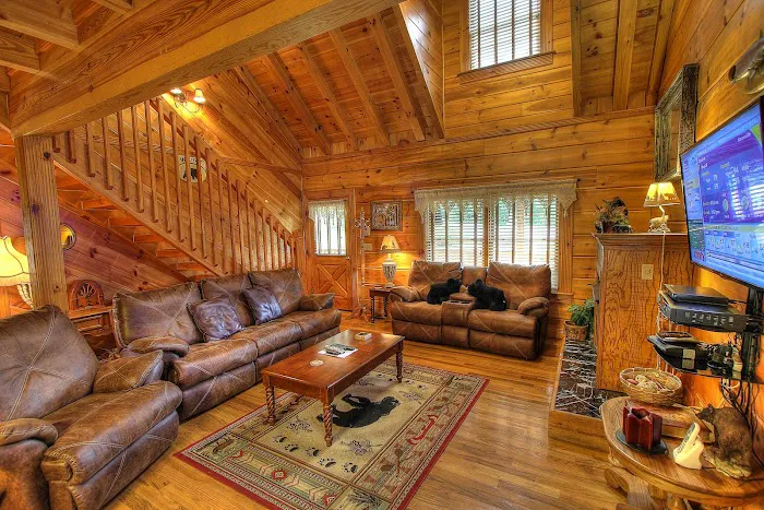 Maples Ridge Vacation Rentals - Bears Den 4
