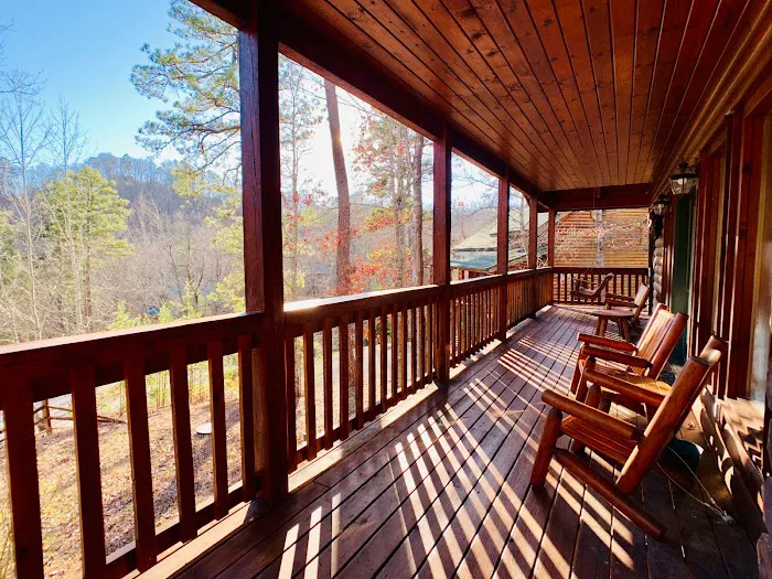 Smoky Cozy Cabin 4