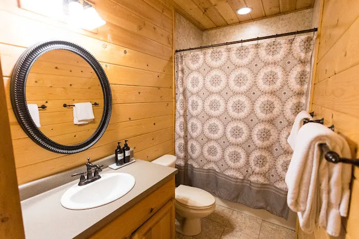 River Edge | 6 Bedroom Family Vacation Cabin 4