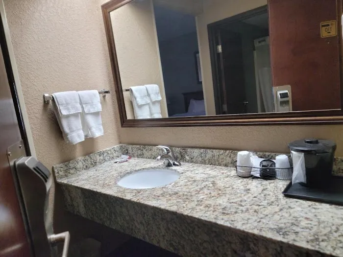 Bay Mountain inn Cherokee Smoky Mountains 4