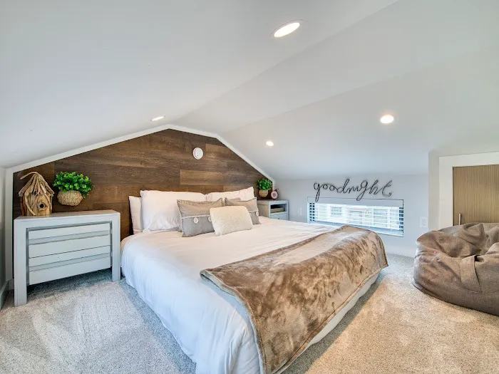 Water 65 : A Luxury Tiny Home Resort 4
