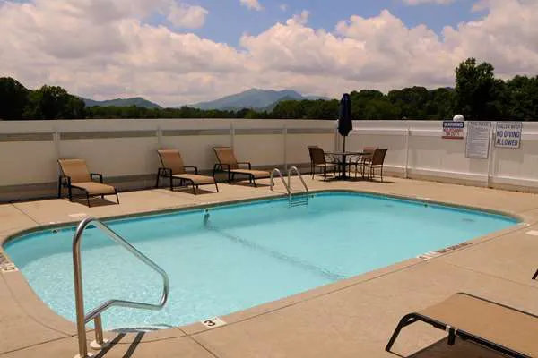 Days Inn by Wyndham Waynesville NC 4