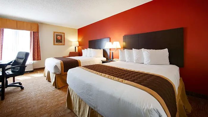 Best Western Hiram Inn & Suites 4