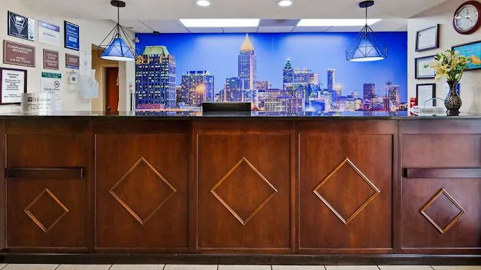 Best Western Hiram Inn & Suites 4