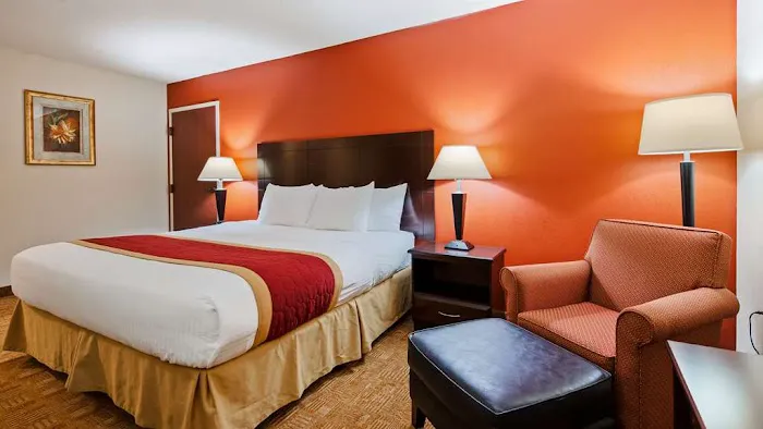Best Western Hiram Inn & Suites 4