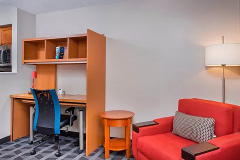 TownePlace Suites Knoxville Cedar Bluff 4