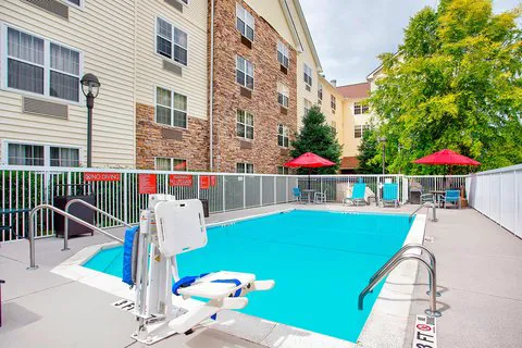 TownePlace Suites Knoxville Cedar Bluff 4