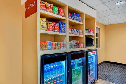 TownePlace Suites Knoxville Cedar Bluff 4