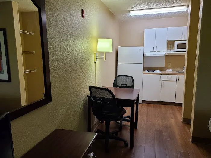MainStay Suites Knoxville - Cedar Bluff 4