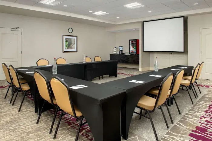 Hilton Garden Inn Knoxville West/Cedar Bluff 4