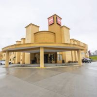 OYO Hotel Knoxville TN Cedar Bluff I-40