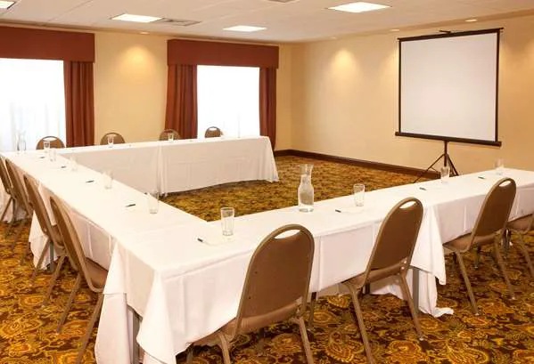 Country Inn & Suites by Radisson, Knoxville at Cedar Bluff, TN 5