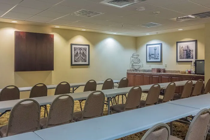 Country Inn & Suites by Radisson, Knoxville at Cedar Bluff, TN 5