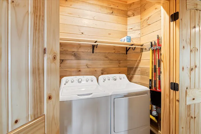 Morning Wood Cabin 4