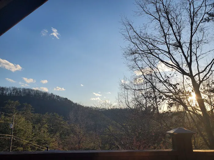 Cabin Almost Heaven 4