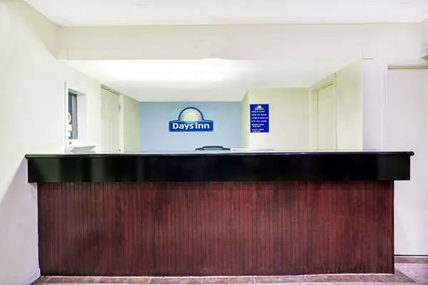 Days Inn by Wyndham Douglasville-Atlanta-Fairburn Road 4