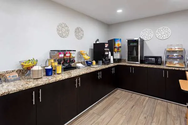Days Inn by Wyndham Douglasville-Atlanta-Fairburn Road 4
