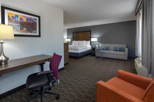 La Quinta Inn & Suites by Wyndham Atlanta Douglasville 4