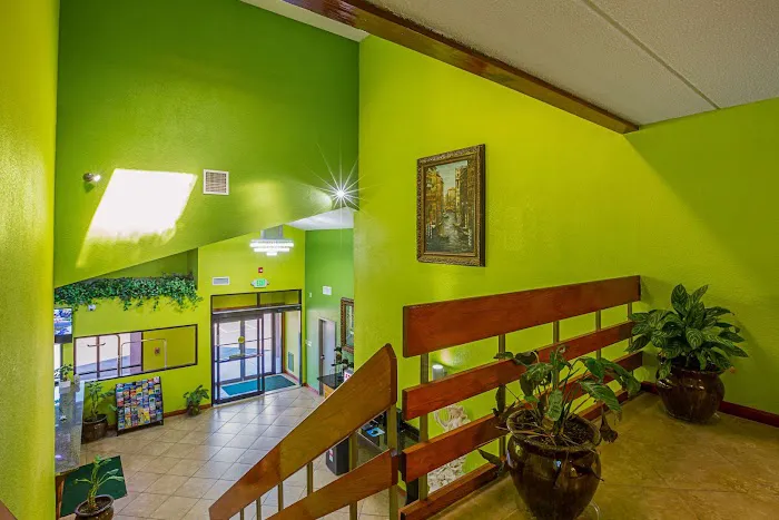 Quality Inn & Suites near Six Flags East 4