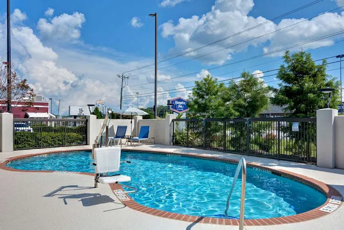 Hampton Inn Greenwood 4