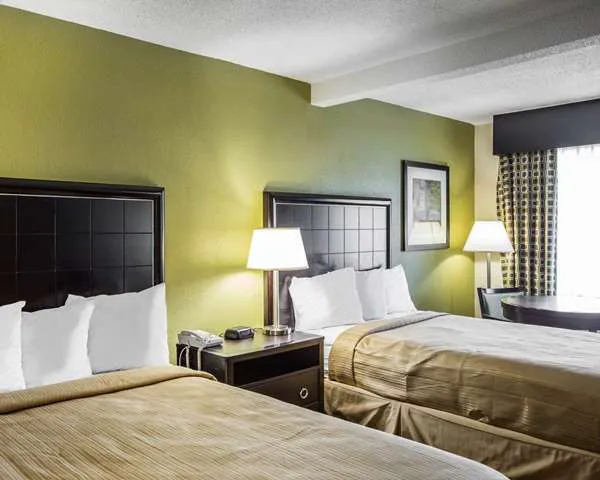 Quality Inn Greenwood Hwy 25 4