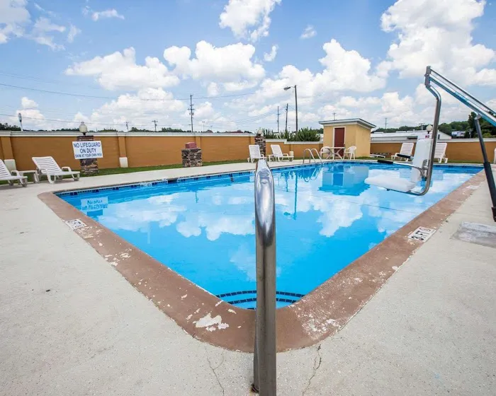 Quality Inn Greenwood Hwy 25 4