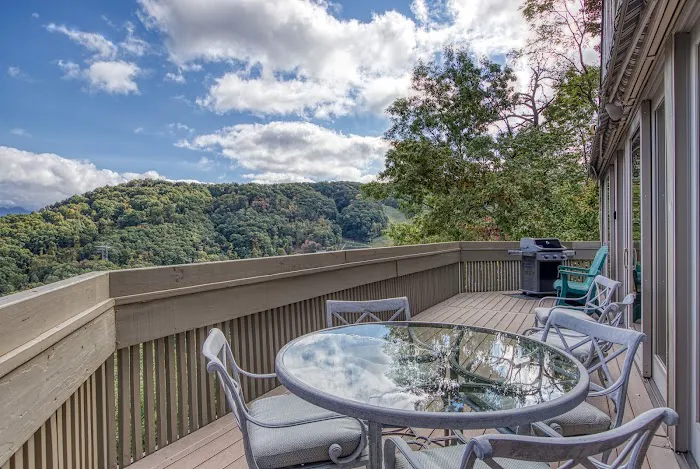 Bighorn Chalet Gatlinburg 4