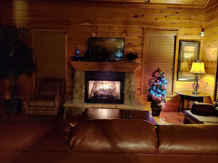 Emerald City Lights Cabin 4