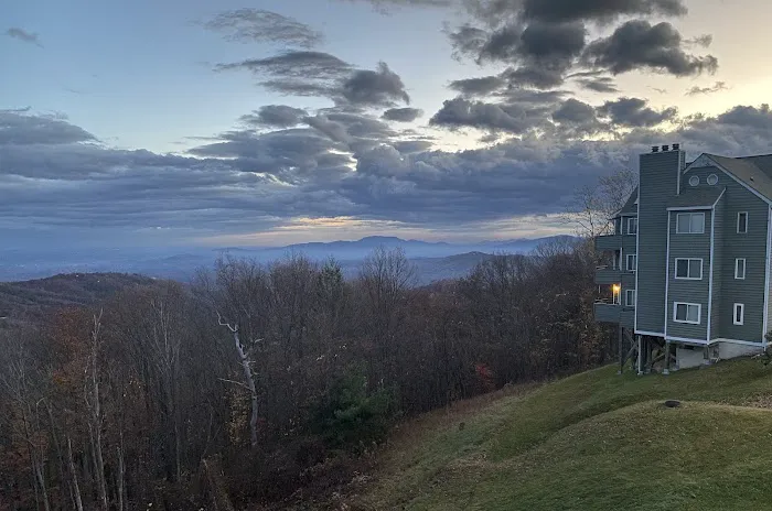 Gatlinburg Summit 4