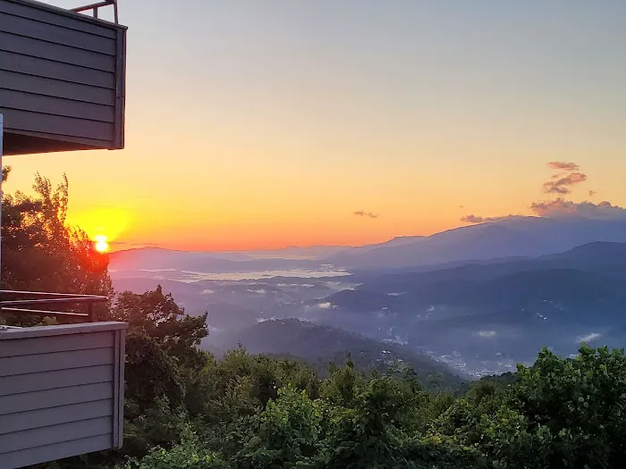 Gatlinburg Summit 4