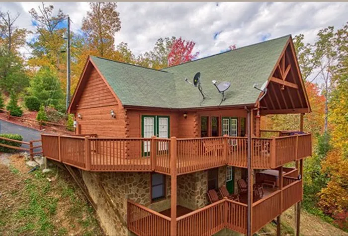Southern Comfort Cabin 4