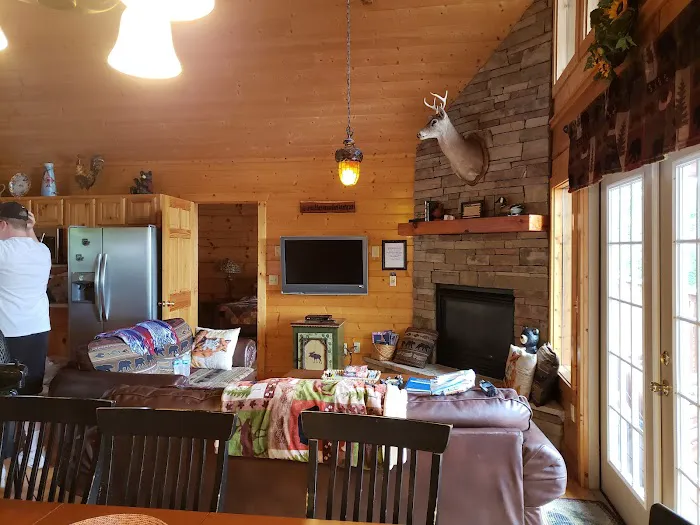 Southern Comfort Cabin 4
