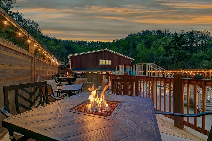 Parkside Resort - Accommodations by Parkside 4