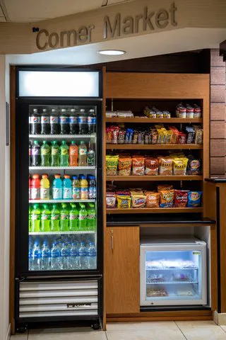 Fairfield Inn & Suites Knoxville/East 4