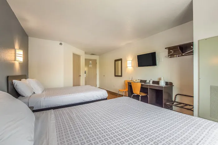 Americas Best Value Inn Knoxville East 4