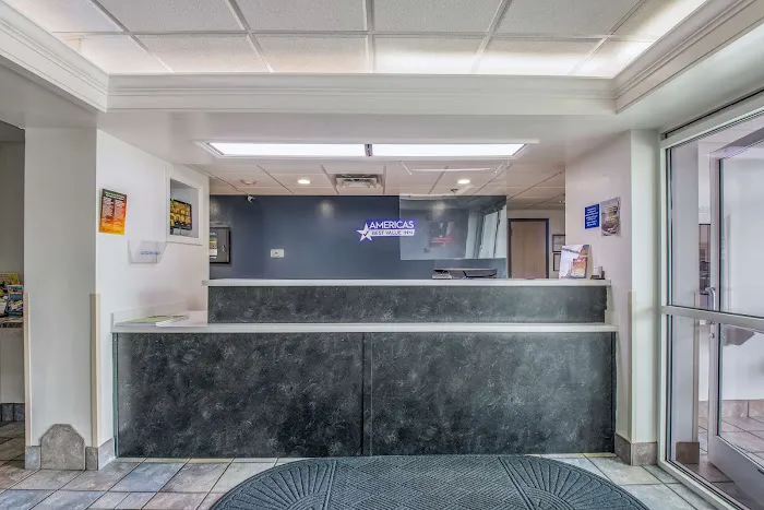 Americas Best Value Inn Knoxville East 4