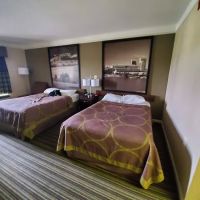 Super 8 by Wyndham Knoxville East