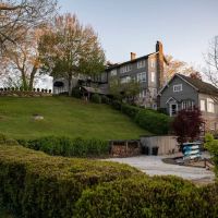 The Greystone Inn ico