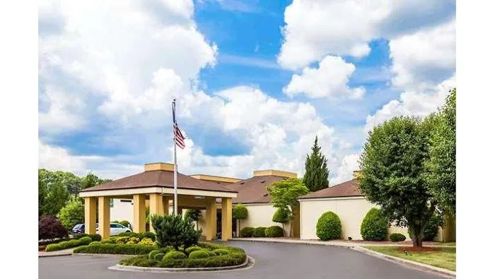 Quality Inn West of Asheville 4