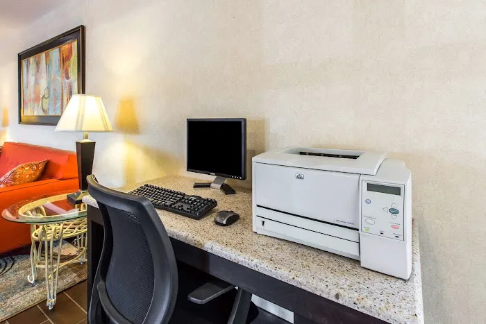 Quality Inn West of Asheville 4