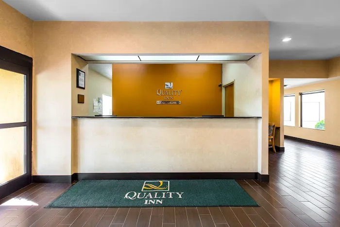 Quality Inn West of Asheville 4