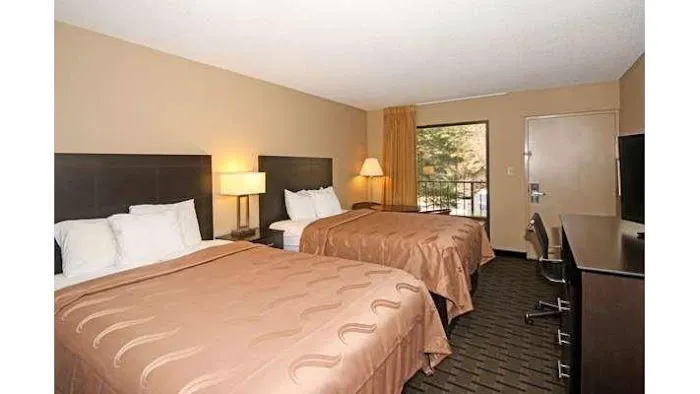 Quality Inn Clinton - Laurens I-26 4