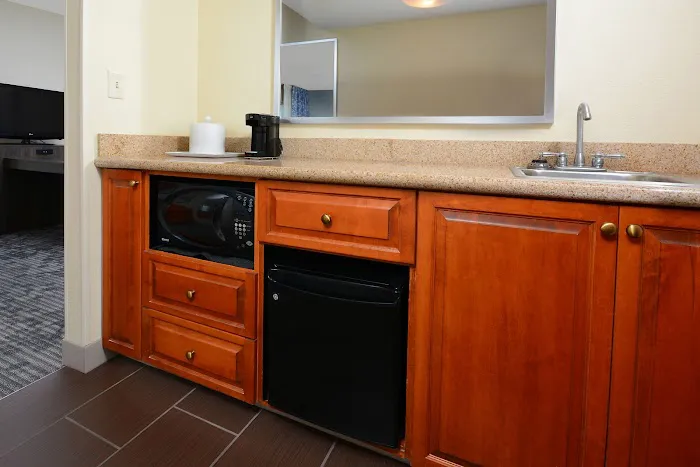 Hampton Inn & Suites Clinton - I-26 4