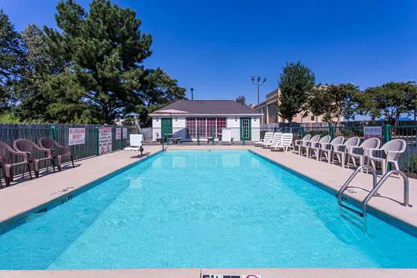 Days Inn by Wyndham Simpsonville 4