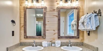 Homegrown Hideaways: Papa Bear Chalet