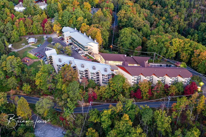 Laurel Point Resort 4