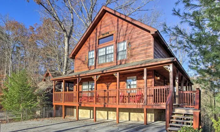Lazy Bear Lodge 4